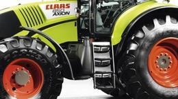 Трактор CLAAS AXION 850/820